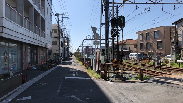 写真: 小田急江ノ島線 本鵠沼駅（藤沢市）東口から南