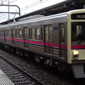 写真: 京王線系統7000系