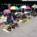 写真: フィジーのマーケット