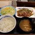 写真: 松屋 オイスター炒め定食