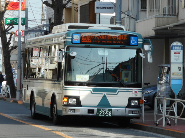 写真: 東急バス SI1126　2018-1-20