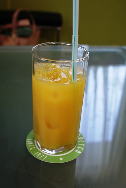 ￥３１５円の高いオレンジジュース