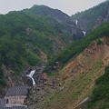 写真: 不動滝と柳谷導流落差工