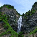 写真: ふくべの大滝(1)　新緑の白山スーパー林道
