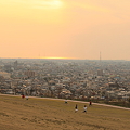 写真: 大乗寺丘陵公園と日本海　夕日に染まって