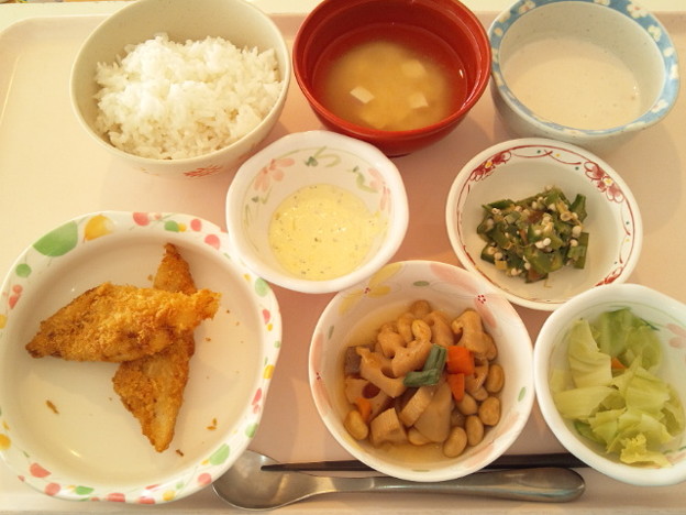 写真: １月１９日昼食(白身魚フライ) #病院食