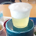 写真: 昼食にはビール(風)ゼリー
