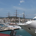 右・コスタ・コンコルディア号・イタリア豪華客船