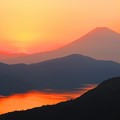 写真: 大観山からの夕景