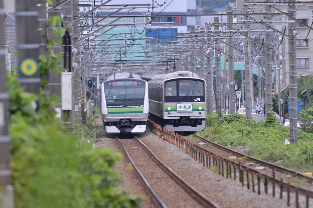 新旧の横浜線すれ違う。。これで見納めE233系と205系・・20140823