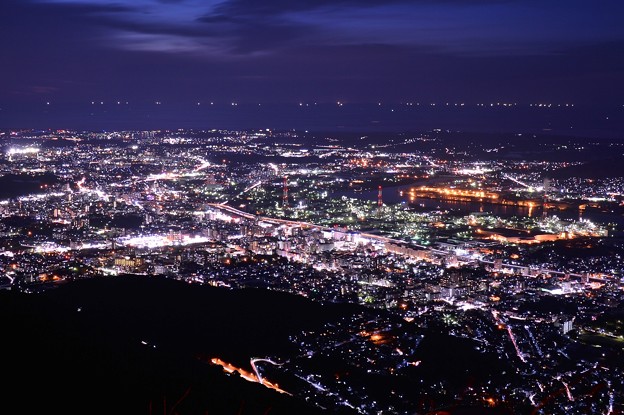 皿倉山からの綺麗な夜の北九州 八幡黒崎の景色・・20141115