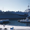 米海軍横須賀基地。。揚陸指揮艦LCC-19ブルーリッジ メンテナンス中。。一般公開10月12日