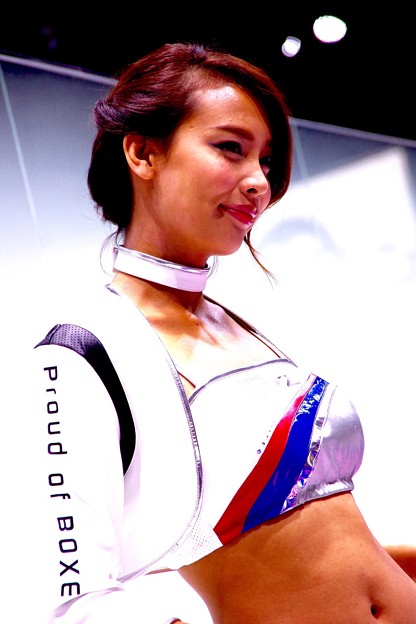 写真: SUBARUのコンパニオンのお姉さん(1)(^^)。。東京モーターショー2015 11月1日