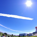 写真: 航空ページェント。。丘珠の青い空。。描く空のキャンパス