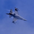 写真: 午前中のローカル訓練から帰投F-16。。三沢基地 20160912