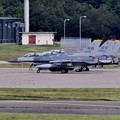 写真: 三沢基地航空祭終わって。。ローカル訓練から帰還F-16 チェックを受けて。。20160912