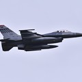 三沢基地から韓国オーサン基地へ帰投。。司令機F-16。。20160912