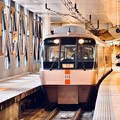 写真: 小田急新宿駅ロマンスカーホーム 主力のEXE 20180303