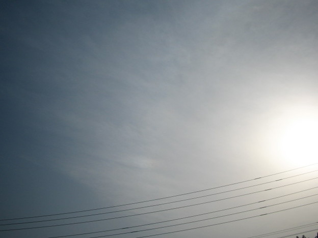 写真: 2006/05/01　うす曇と太陽