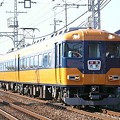 写真: 近鉄16010系（近鉄南大阪線）（2009年11月撮影）