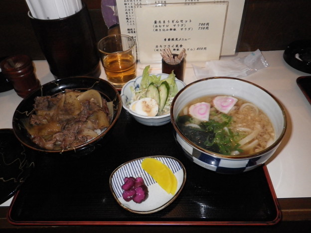 写真: 淡路牛丼とうどんセット
