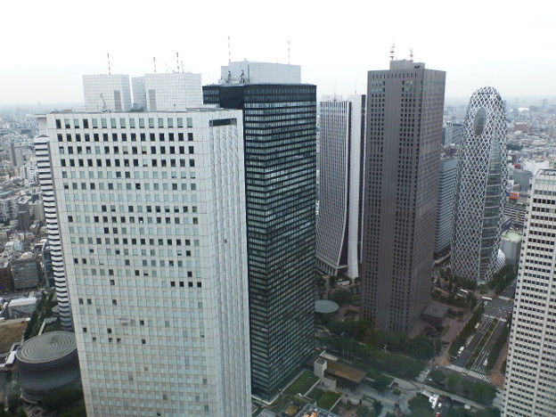 写真: 曇ってきた東京