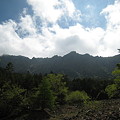 写真: 行者小屋手前から見る八ヶ岳