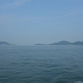 写真: 瀬戸内海と島