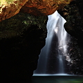 写真: 薬師谷渓谷の岩戸の滝です。